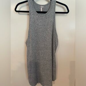 Razorback Lightweight Gray Heathered Top